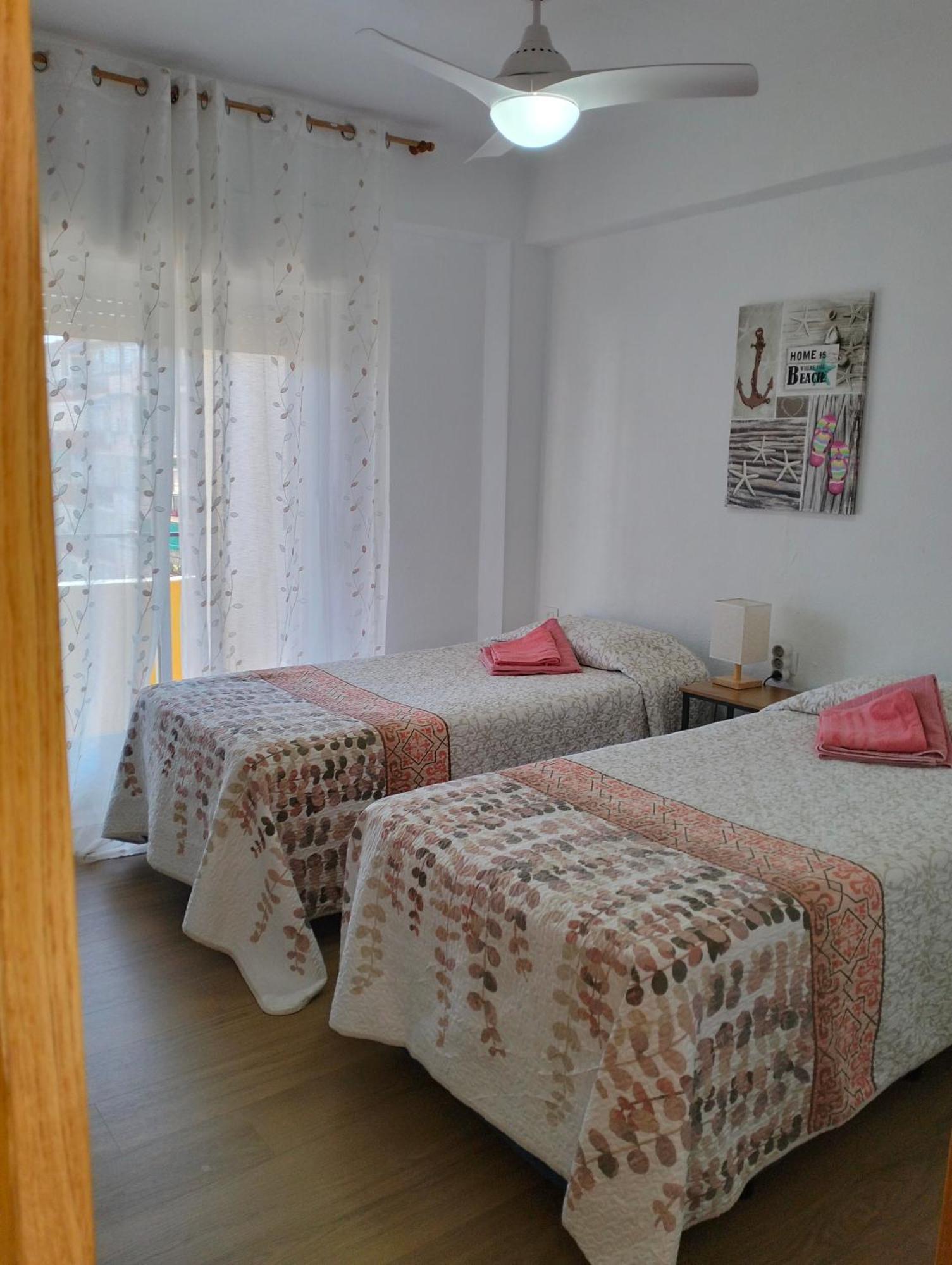 Ricardo Hostal Apartamento 3 Habitaciones Alicante Kültér fotó